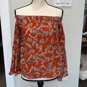 Japna Off the shoulder Bell Sleeve Top | Size S